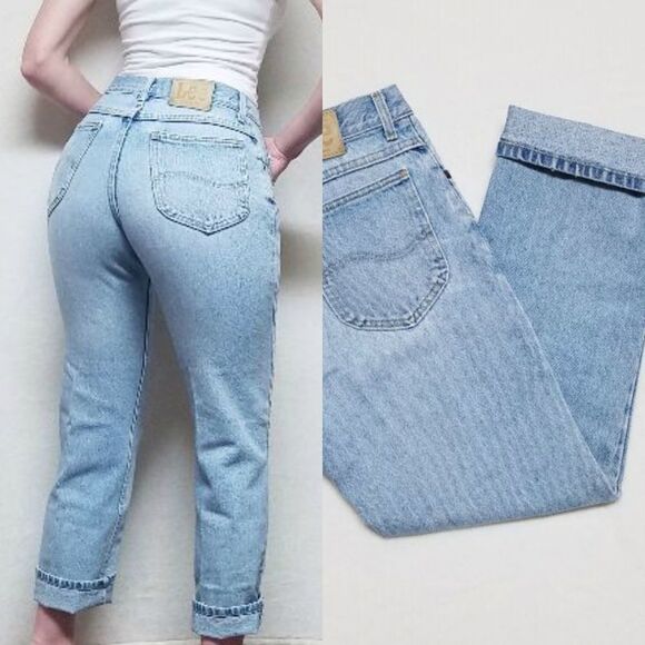VINTAGE Lee Light Wash Cropped High Rise Jeans - Picture 1 of 12